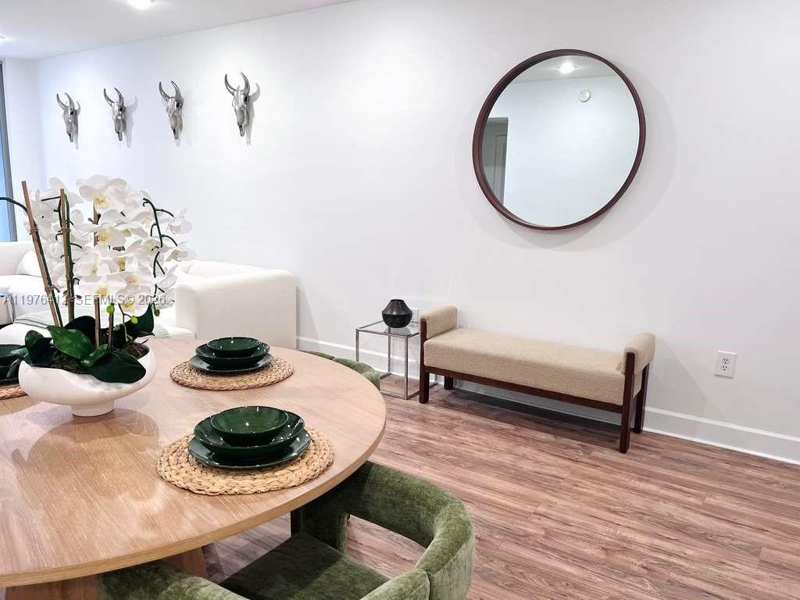 401 69th St # 405, Miami Beach FL 33141