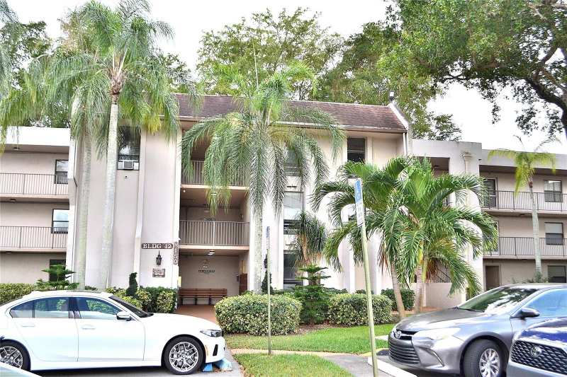 8150 W Mcnab Road # 210, Tamarac FL 33321