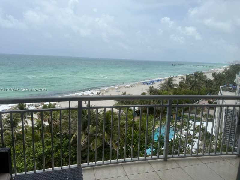 17375 Collins Ave # 702, Sunny Isles Beach FL 33160