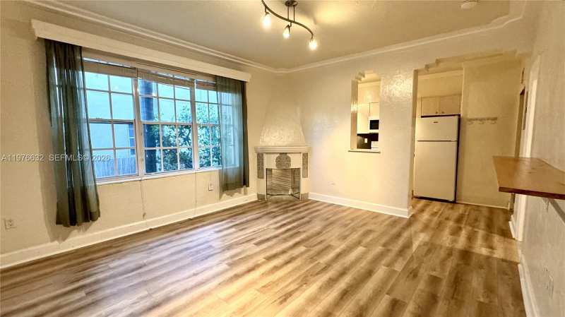 1335 Pennsylvania Ave # 3, Miami Beach FL 33139
