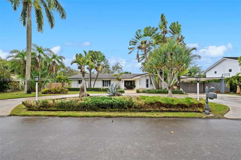 9838 SW 94th Ter, Miami FL 33176