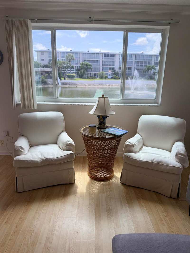 2616 N Gardens Drive # 105, Lake Worth FL 33461