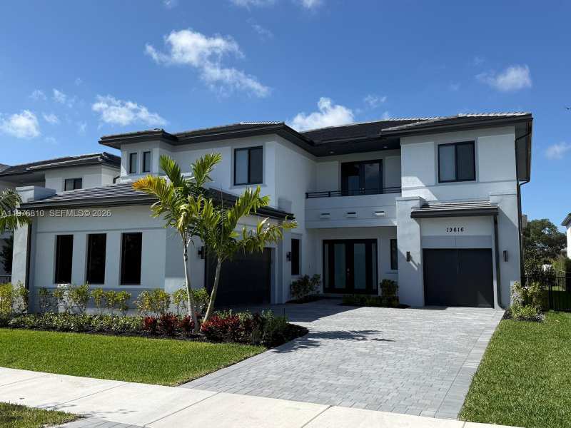 19616 NE 14 CT, Miami FL 33179