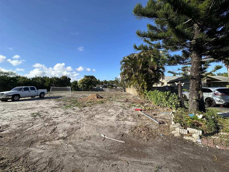 731 SW 3rd Avenue, Boynton Beach FL 33426