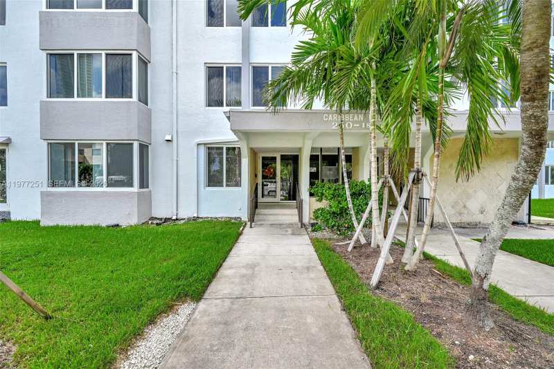 250 180th Dr # 554, Sunny Isles Beach FL 33160