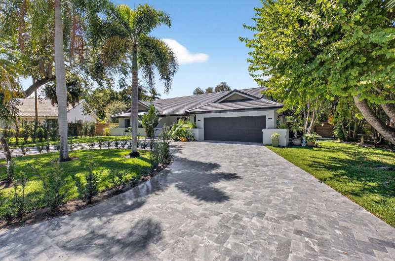 2200 SW 36th Terrace, Delray Beach FL 33445