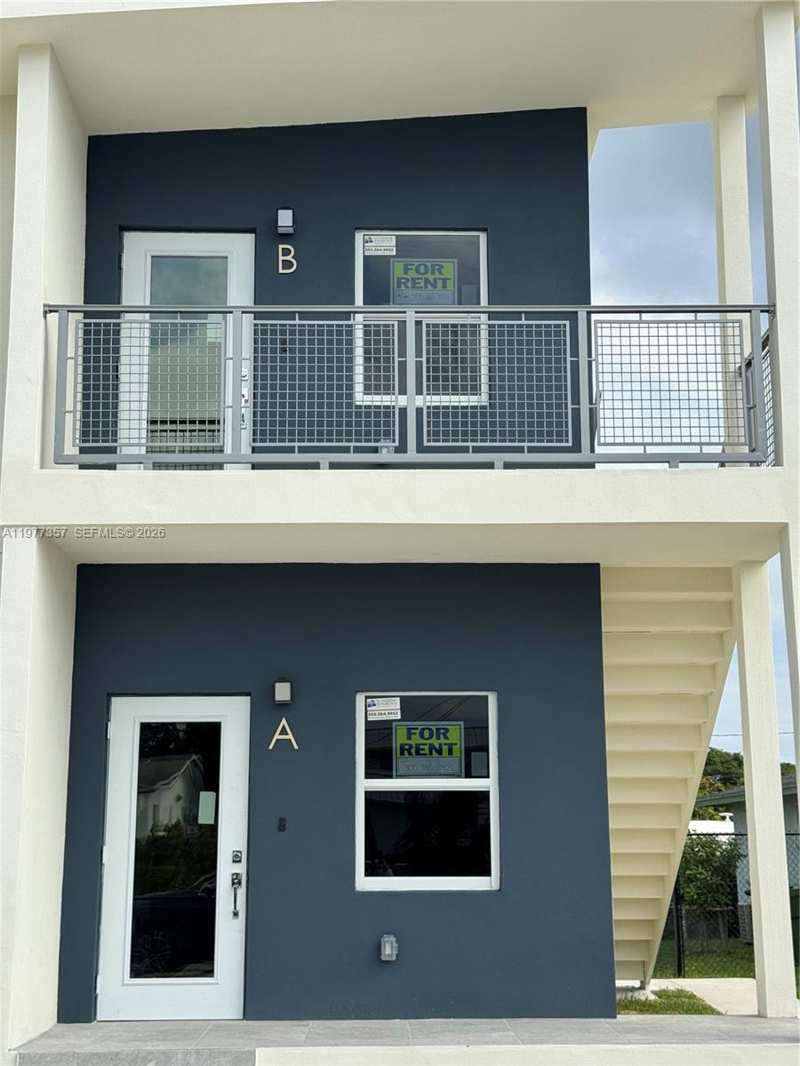 526 NW 6th # A, Hallandale Beach FL 33009