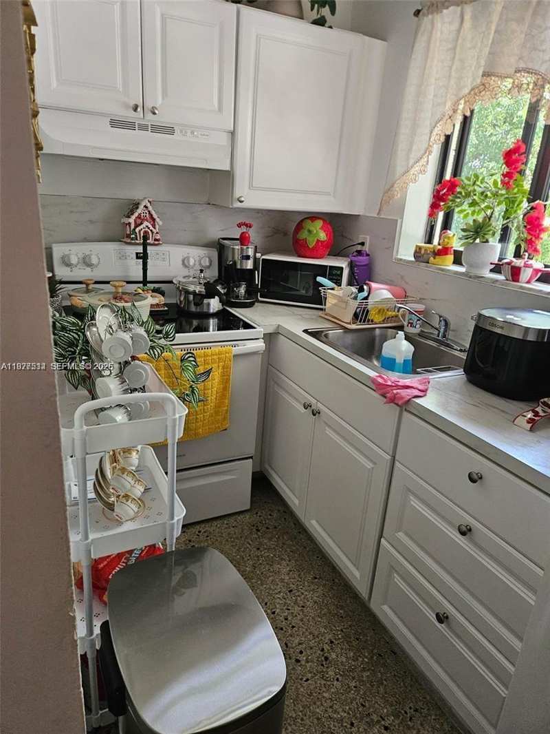 1434 NW 2nd St # 5, Miami FL 33125