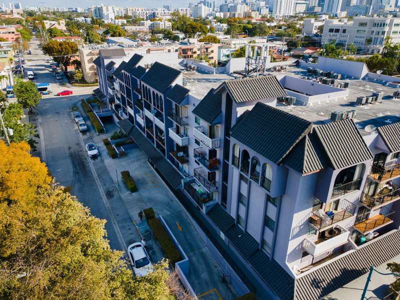 777 SW 9th Avenue # 409, Miami FL 33130