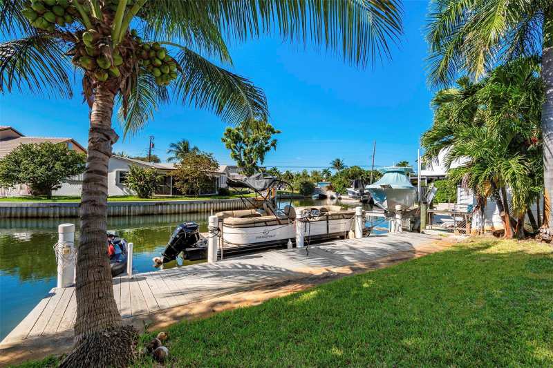 825 Argonaut Isle, Dania Beach FL 33004