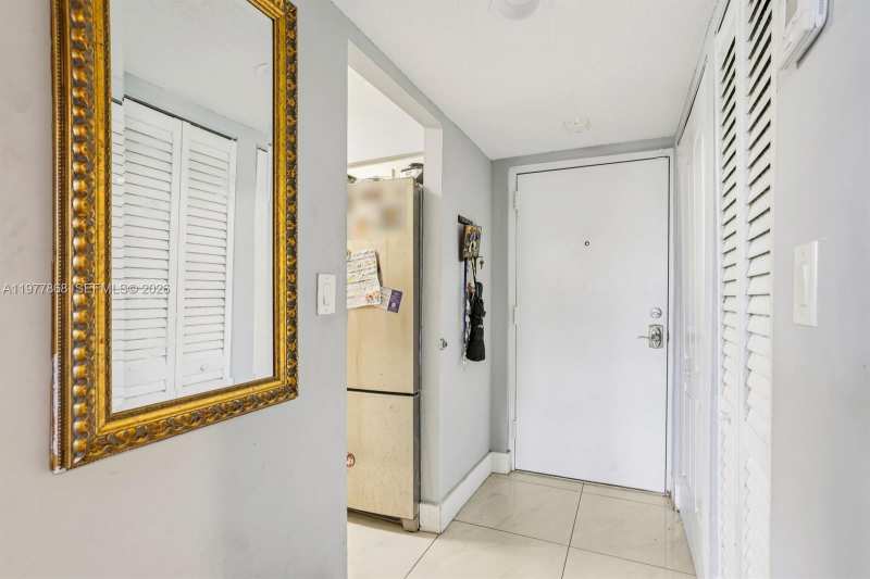 6190 Woodlands Blvd # 213, Tamarac FL 33319