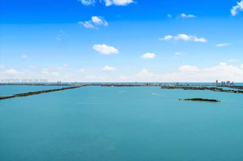 460 NE 28th St # 4104, Miami FL 33137