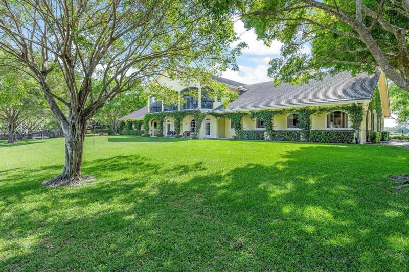 4905 130th Avenue S, Wellington FL 33414