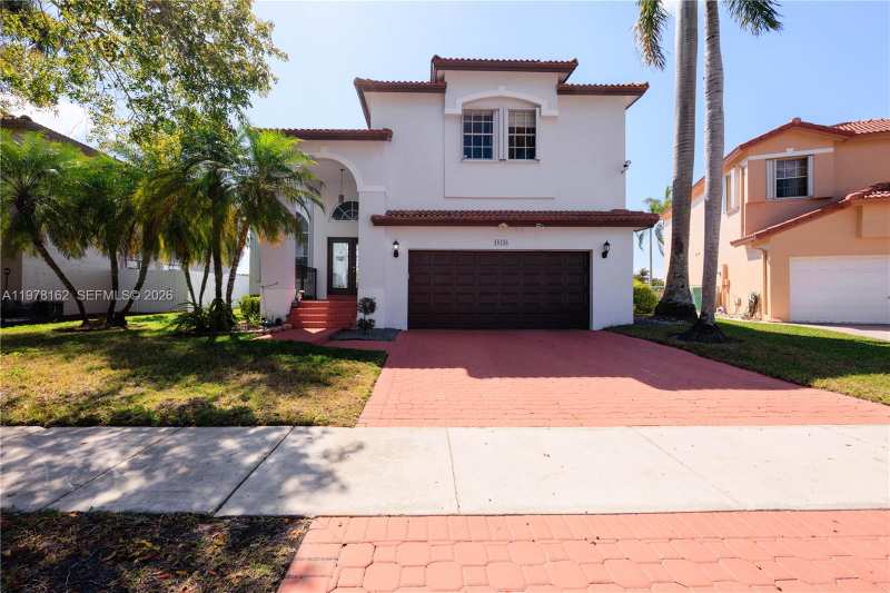 18438 NW 11th St, Pembroke Pines FL 33029