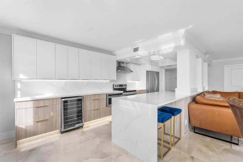 5480 N Ocean Drive, Singer Island FL 33404
