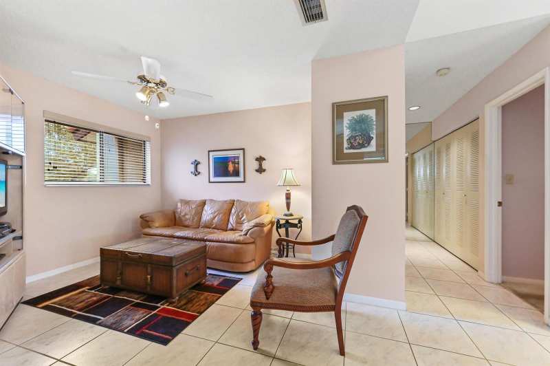 10851 Palm Lake Avenue # 202, Boynton Beach FL 33437
