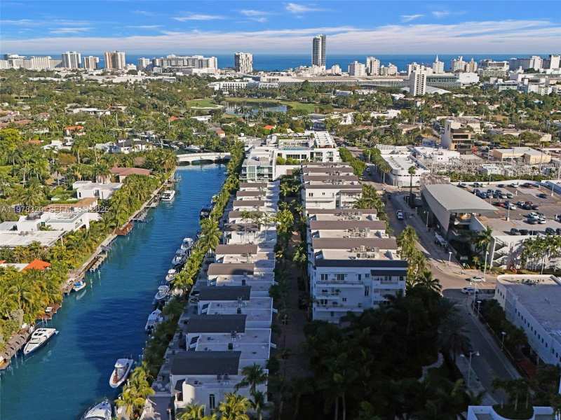1415 Sunset Harbour Dr # 202, Miami Beach FL 33139