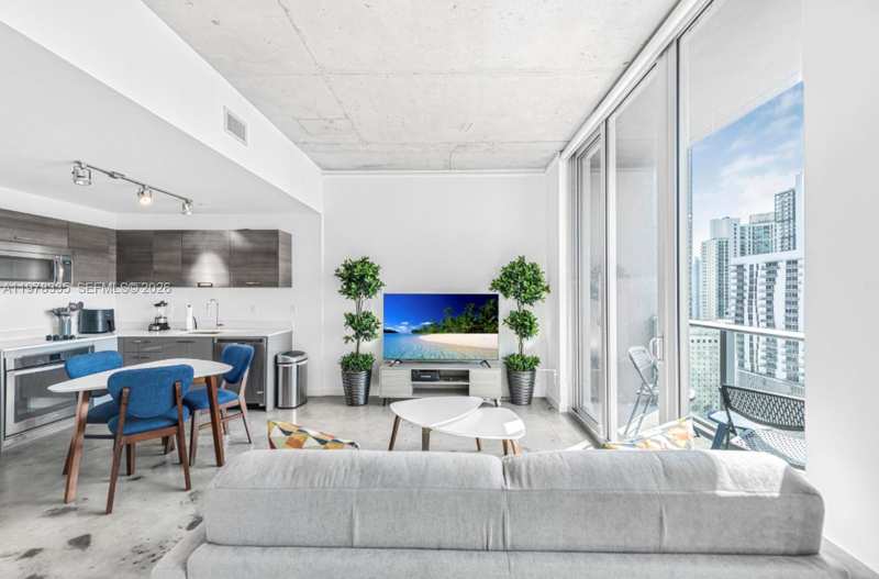 151 SE 1st St # 2409, Miami FL 33131