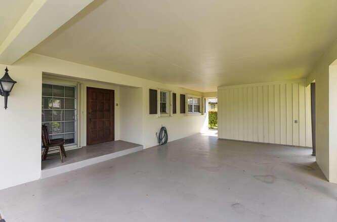 493 Forestview Drive, Atlantis FL 33462
