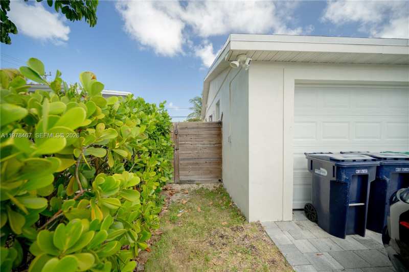 19431 Franjo Rd, Cutler Bay FL 33157