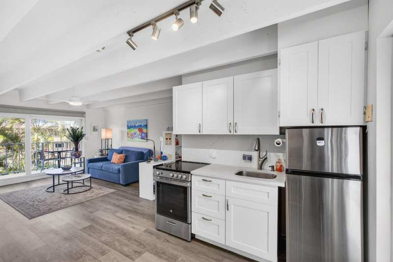 4001 S Ocean Boulevard # 308, South Palm Beach FL 33480