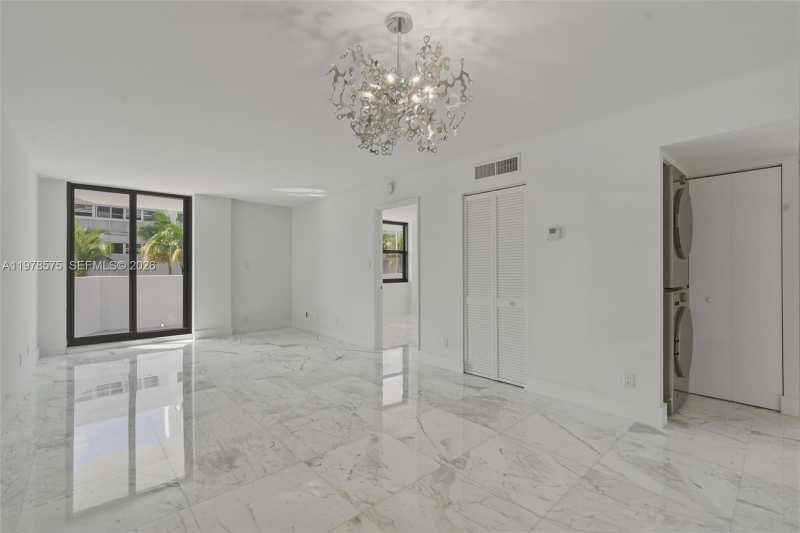 4301 Collins Ave # 201, Miami Beach FL 33140
