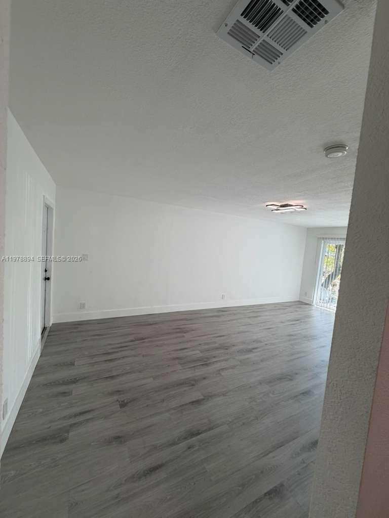 4271 NW 5th St # 129, Plantation FL 33317
