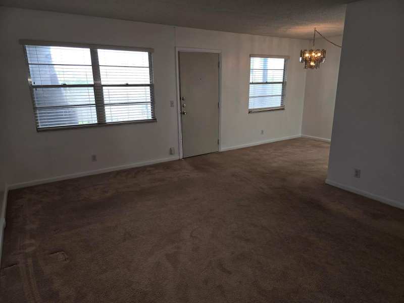 551 SW 135 Avenue # 216b, Pembroke Pines FL 33027