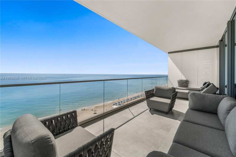 2000 S Ocean Dr # 8A, Hallandale Beach FL 33009