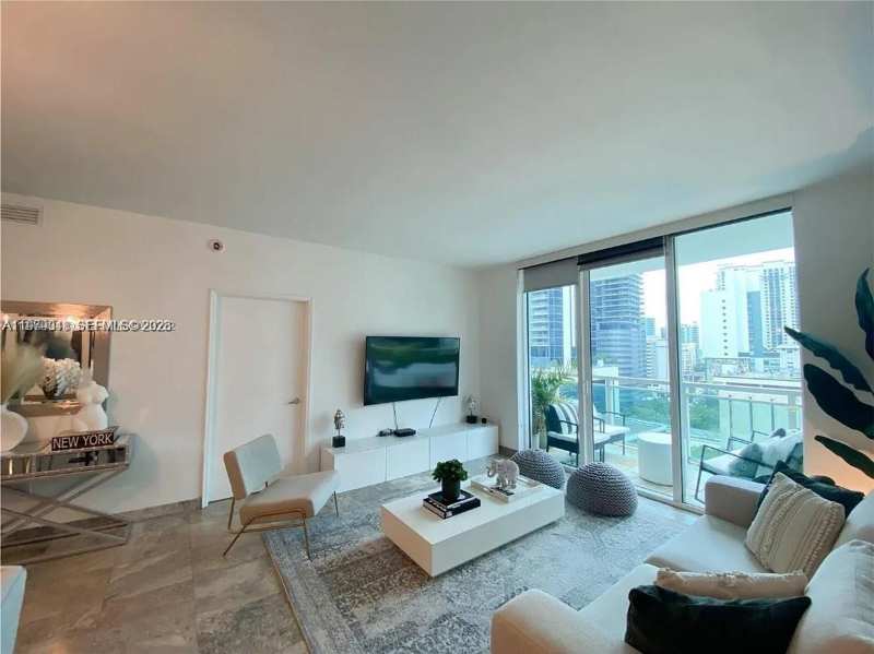 951 Brickell Ave # 1205, Miami FL 33131