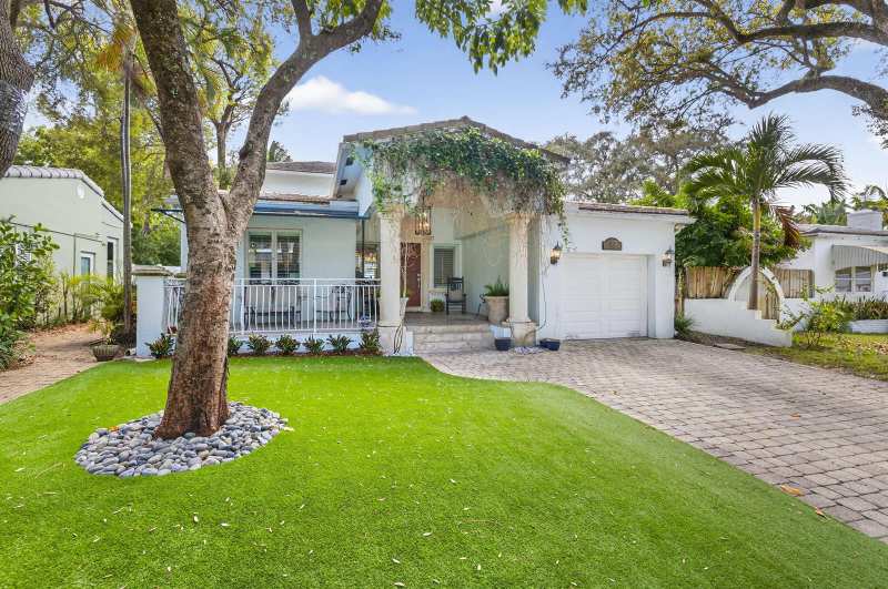 1020 SE 11th Street, Fort Lauderdale FL 33316
