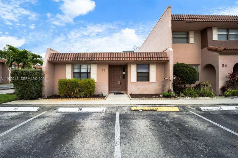 35 Cortez Way # 43, Davie FL 33324