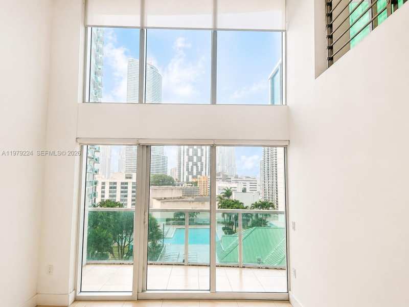 41 SE 5th St # 907, Miami FL 33131