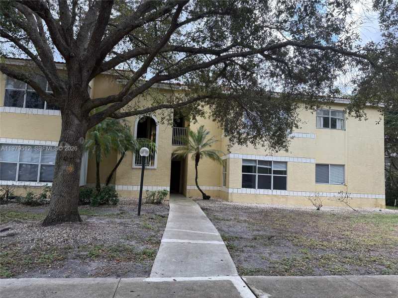 13090 Vista Isles Dr. # 126, Sunrise FL 33325