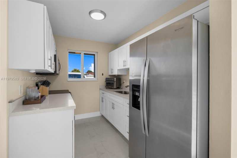 10750 SW 43rd Ln, Miami FL 33165