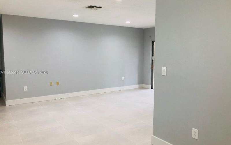 930 Benevento Ave # 930, Coral Gables FL 33146