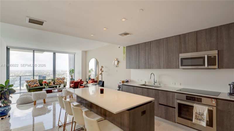 88 SW 7th St # 2706, Miami FL 33130