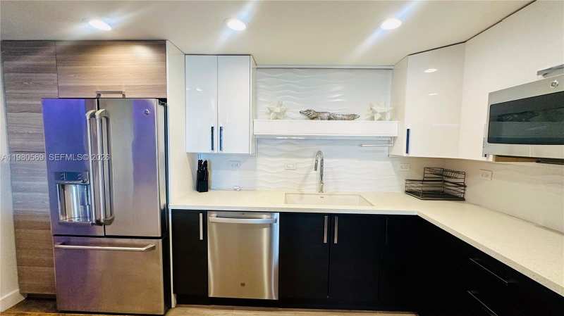 19390 Collins Ave # 424, Sunny Isles Beach FL 33160
