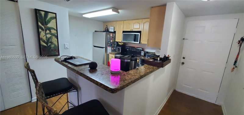 9945 Nob Hill Pl # 9945, Sunrise FL 33351