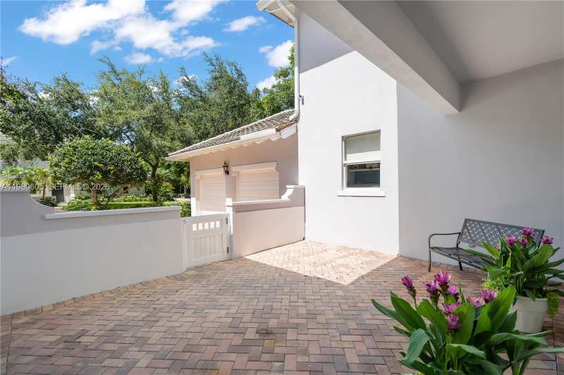 5700 SW 86th Street, South Miami FL 33143