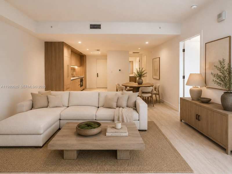 77 SE 5th st # 2506, Miami FL 33131