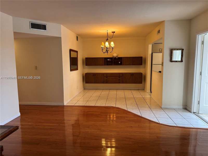 100 SE 6th Ave # 207, Pompano Beach FL 33060