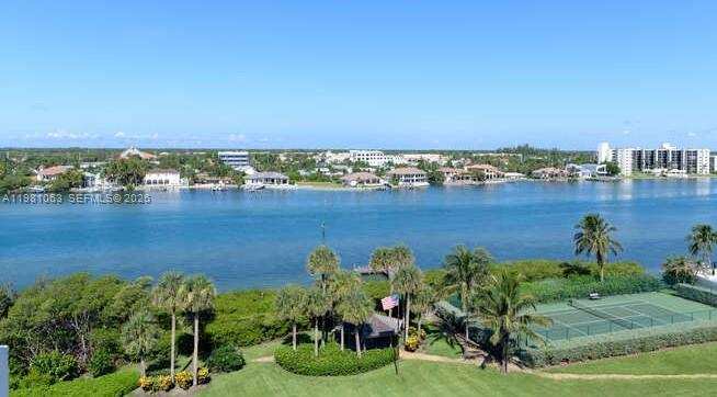 19670 Beach Rd # A404, Tequesta FL 33469