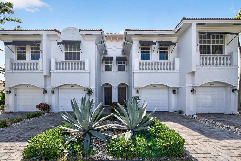 1942 NE 32nd Street, Lighthouse Point FL 33064