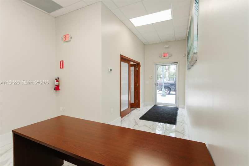 1911 Harrison St, Hollywood FL 33020