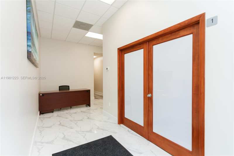 1911 Harrison St, Hollywood FL 33020