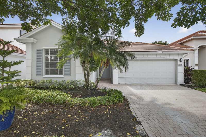 8281 Heritage Club Dr Drive, West Palm Beach FL 33412