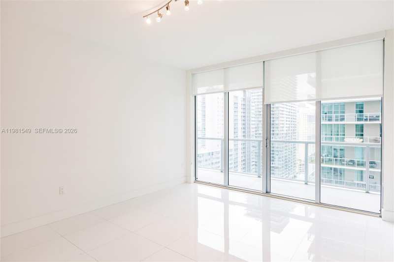 1111 SW 1st Ave, Miami FL 33130