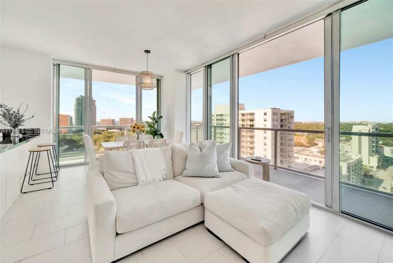 79 SW 12th St, Miami FL 33130