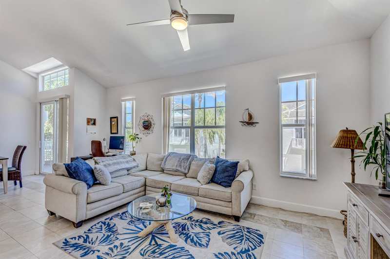 1701 Mizzenmast Way, Jupiter FL 33477